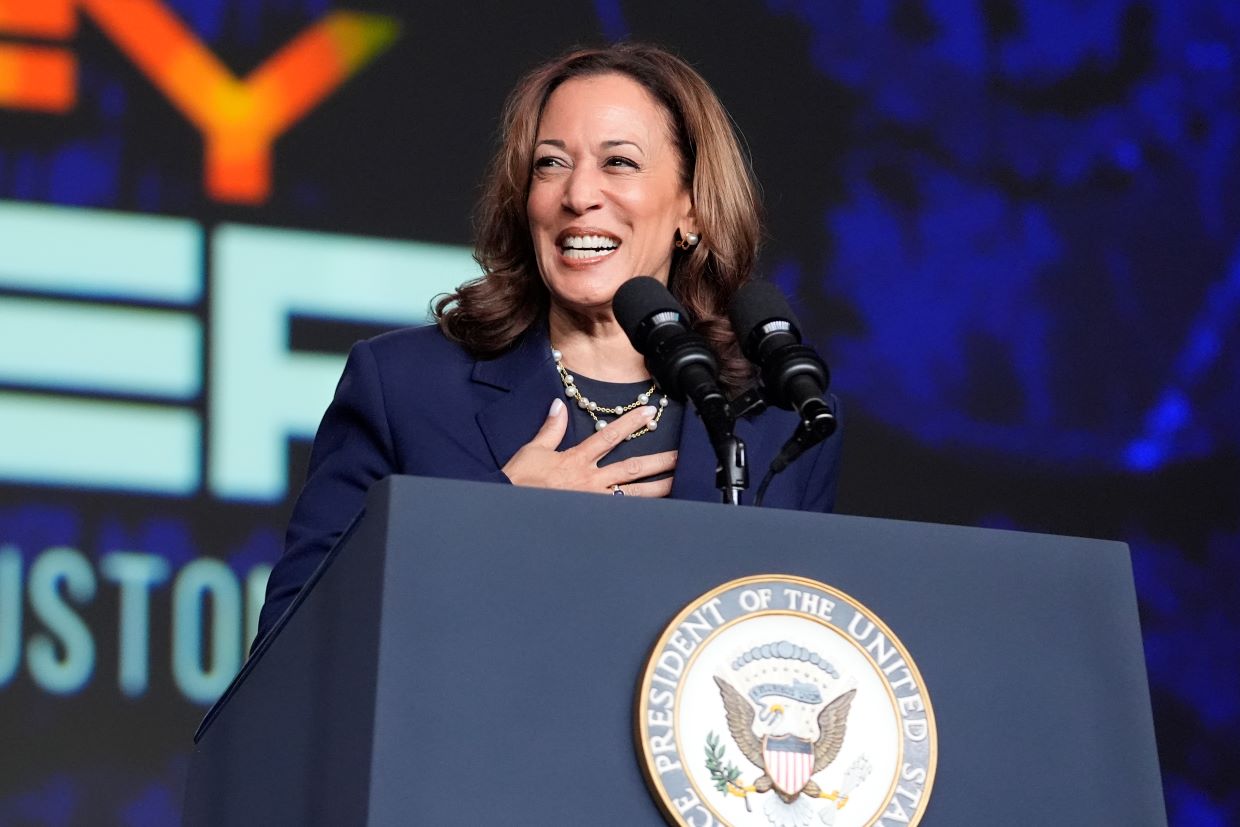 Kamala Harris acceptă nominalizarea Partidului Democrat