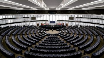 Parlamentul European e acuzat de încălcarea GDPR, după o scurgere „masivă” de date cu caracter personal