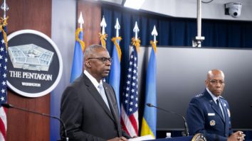 Pentagonul avertizează că Iranul ar putea ataca Israelul în următoarele 24 de ore