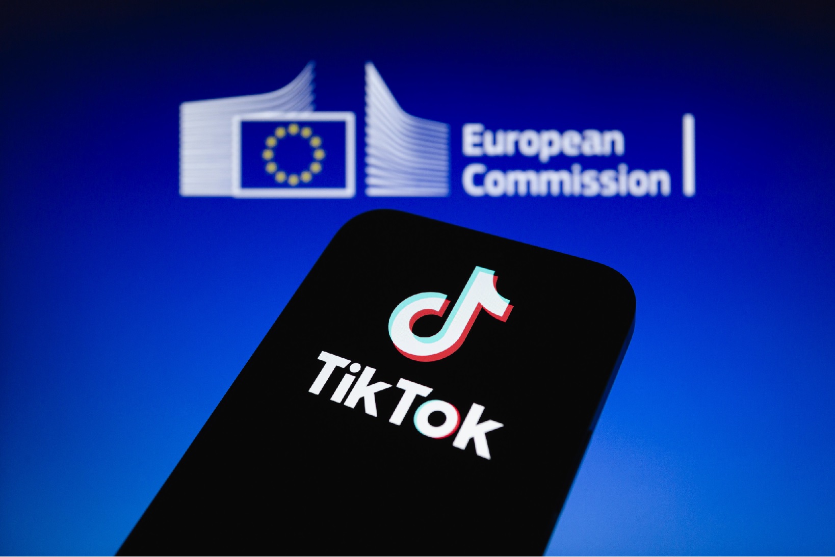 TikTok își retrage programul de recompense din țările UE pentru a respecta reglementările CE