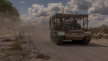 Rușii câștigă teren în Donetsk, iar Ucraina avansează cu dificultate în Kursk