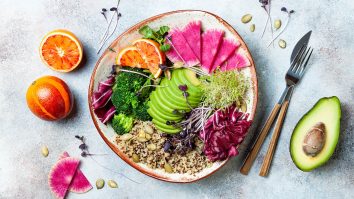 Dieta vegană reprezintă calea spre o viață sănătoasă și spre anti-aging. Nutriționist: „Dieta  presupune o artă în a combina legumele, cerealele și fructele încât aportul de aminoacizi esențiali să fie corespunzător”