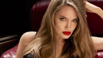 Angelia Jolie e imaginea noii colecții Runway Lip Color a Tom Ford Beauty