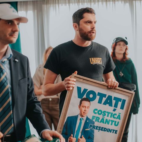 „Candidatul Perfect”, satira politică a lui Alex Coteț, se lansează cu o lună înainte de alegerile prezidențiale