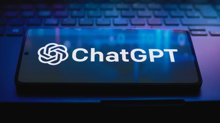 OpenAI a eliminat conturile unui grup iranian care folosea ChatGPT pentru a genera conținut să influențeze alegerile prezidențiale din SUA