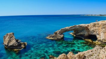 Cipru este destinația cu cea mai curată apă. Cum arată topul celor mai curate locuri de înot din Europa