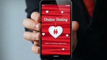 Tinerii din Gen Z preferă dating-ul online. Psiholog: „Avem posibilitatea de a comunica mai bine pentru că anxietatea și emotivitatea nu mai contează”