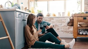 Sexul pentru Gen Z are alte reguli. Tinerii pun mai mult accent pe conexiunea emoțională decât pe relațiile fizice