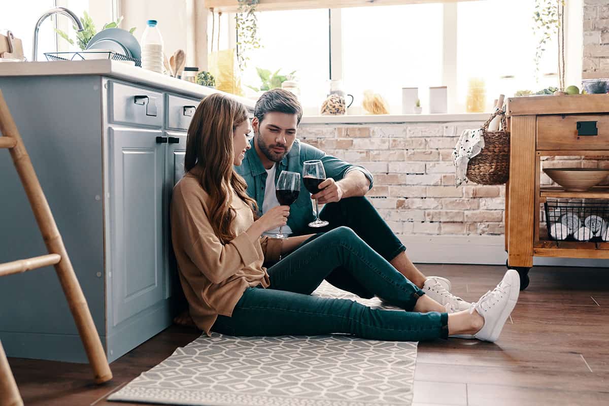 Sexul pentru Gen Z are alte reguli. Tinerii pun mai mult accent pe conexiunea emoțională decât pe relațiile fizice