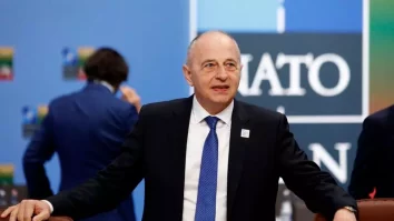 Mircea Geonă candidează la președinție în 2024: „Decizia mea e luată. Voi anunța oficial după ce termin mandatul la NATO, în câteva zile”