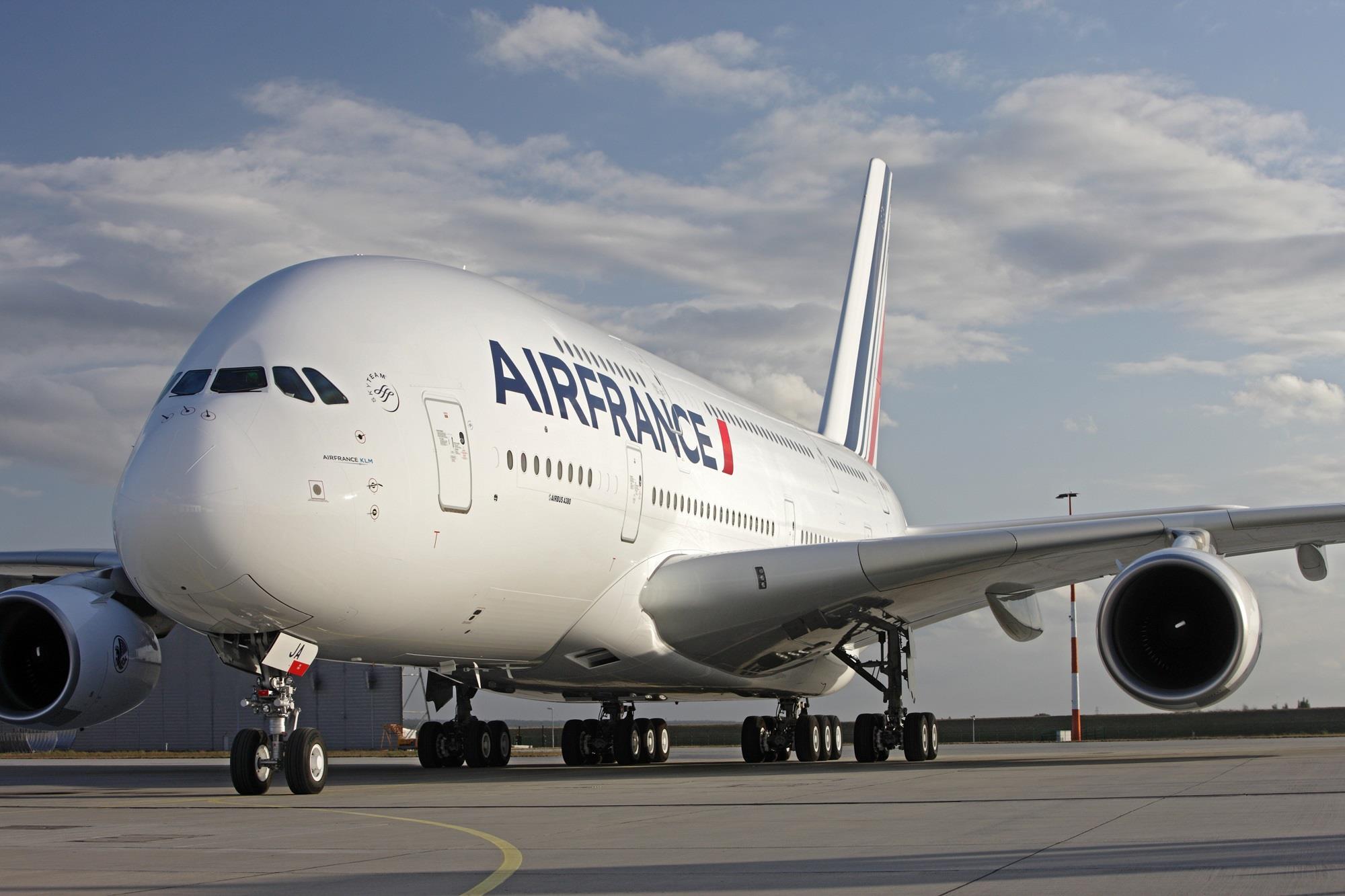 Air France suspendă zborurile spre Tel Aviv şi Beirut, în urma agravării tensiunilor dintre Israel şi Liban