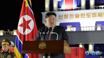 Kim Jong Un trimite 250 de noi lansatoare de rachete tactice balistice la granița cu Coreea de Sud