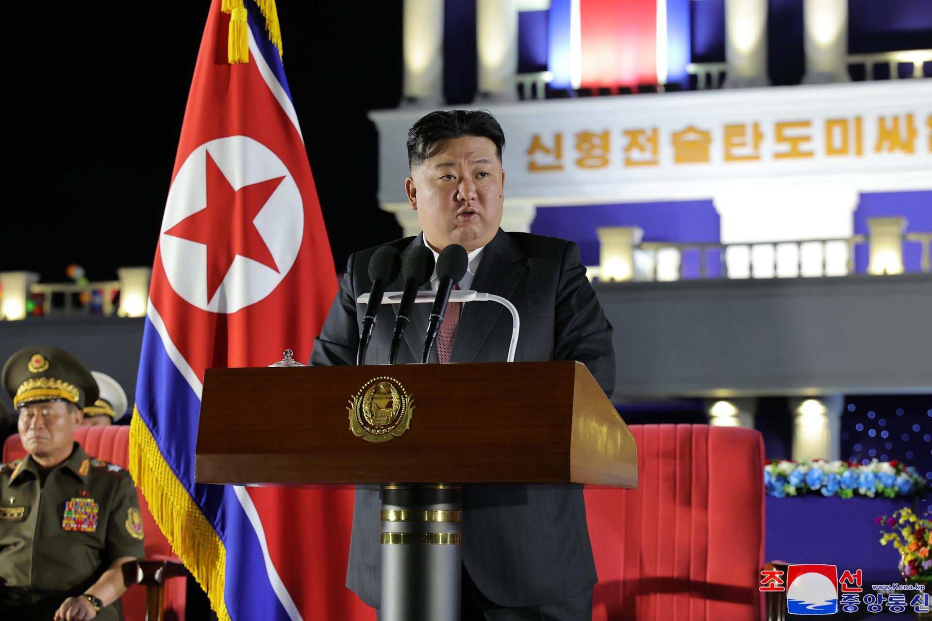 Kim Jong Un trimite 250 de noi lansatoare de rachete tactice balistice la granița cu Coreea de Sud