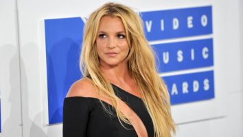 Filmul bazat pe cartea scrisă de Britney Spears, „The Woman in Me”, va fi regizat de Universal Pictures