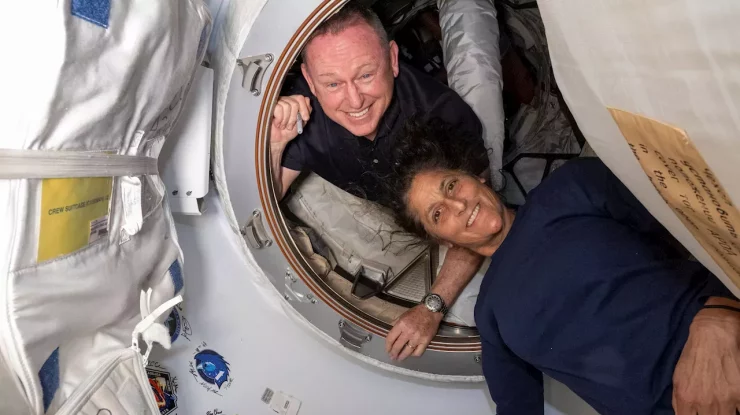 SpaceX anunță că astronauții NASA blocați în Spațiu se vor întoarce pe Pământ în 2025