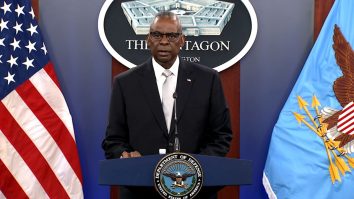 Pentagonul pregătește dislocarea forțelor americane în Orientul Mijlociu, pe fondul amenințărilor Iranului la adresa Israelului. Ce opțiuni iau Statele Unite în calcul