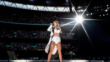2 teroriști ISIS au fost arestați în timp ce plănuiau să atace concertul lui Taylor Swift din Austria, din 8-10 august / Taylor Swift anulează cele 3 spectacole