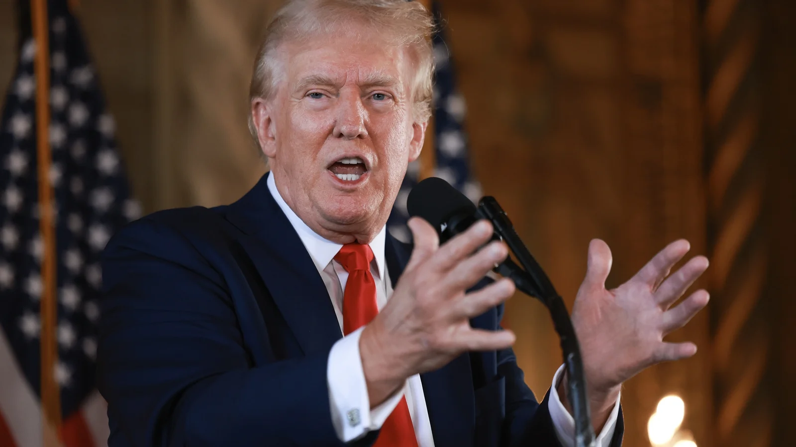 FBI a deschis o anchetă cu privire afirmațiile potrivit cărora Iranul a piratat campania lui Trump