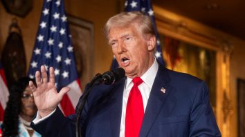 Se restrâng acuzațiile împotriva lui Donald Trump. Care sunt pașii următori în acest caz juridic complex