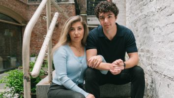 Doi actori dau o firmă de A.I. în judecată, pentru că le-a furat vocile. Cum s-a ajuns aici