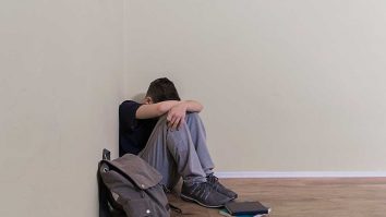 Adolescenții de azi sunt mai stresați din cauza social media. Psiholog: „Ei sunt expuși la o presiune constantă de a se conforma standardelor”