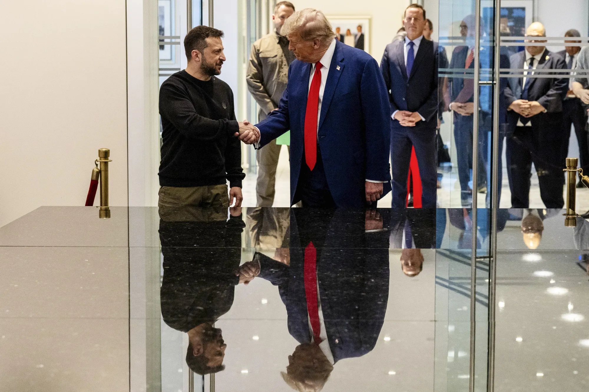 La întâlnirea cu Zelenski, Trump spune că va negocia un acord Ucraina-Rusia „care să fie bun pentru ambele părți”