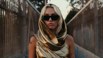 Miley Cyrus a fost dată în judecată pentru piesa „Flowers”. Artista este acuzată că a copiat melodia lui Bruno Mars