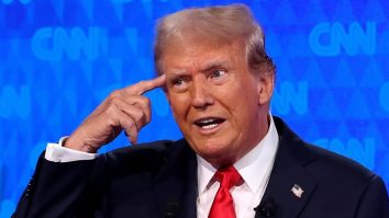 Donald Trump este ironizat online pentru că a sugerat combaterea criminalității cu „The Purge”