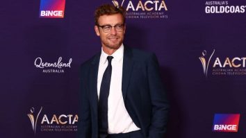 Simon Baker recunoaște că a condus sub influența alcoolului. Actorul australian urmează să fie condamnat