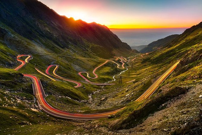 Ce drumuri spectaculoase vizitezi toamna aceasta? Transfăgărășan e considerat unul dintre cele mai frumoase trasee din Europa
