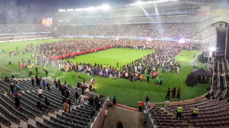 Noua Zeelandă a recâștigat recordul mondial pentru cel mai mare haka în masă, după ce peste 6.000 de persoane au executat dansul Māori