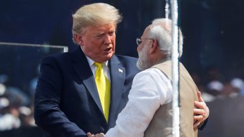 Donald Trump numește India „un foarte mare abuzator” al relațiilor comerciale. Fostul președinte se va întâlni cu premierul Modi