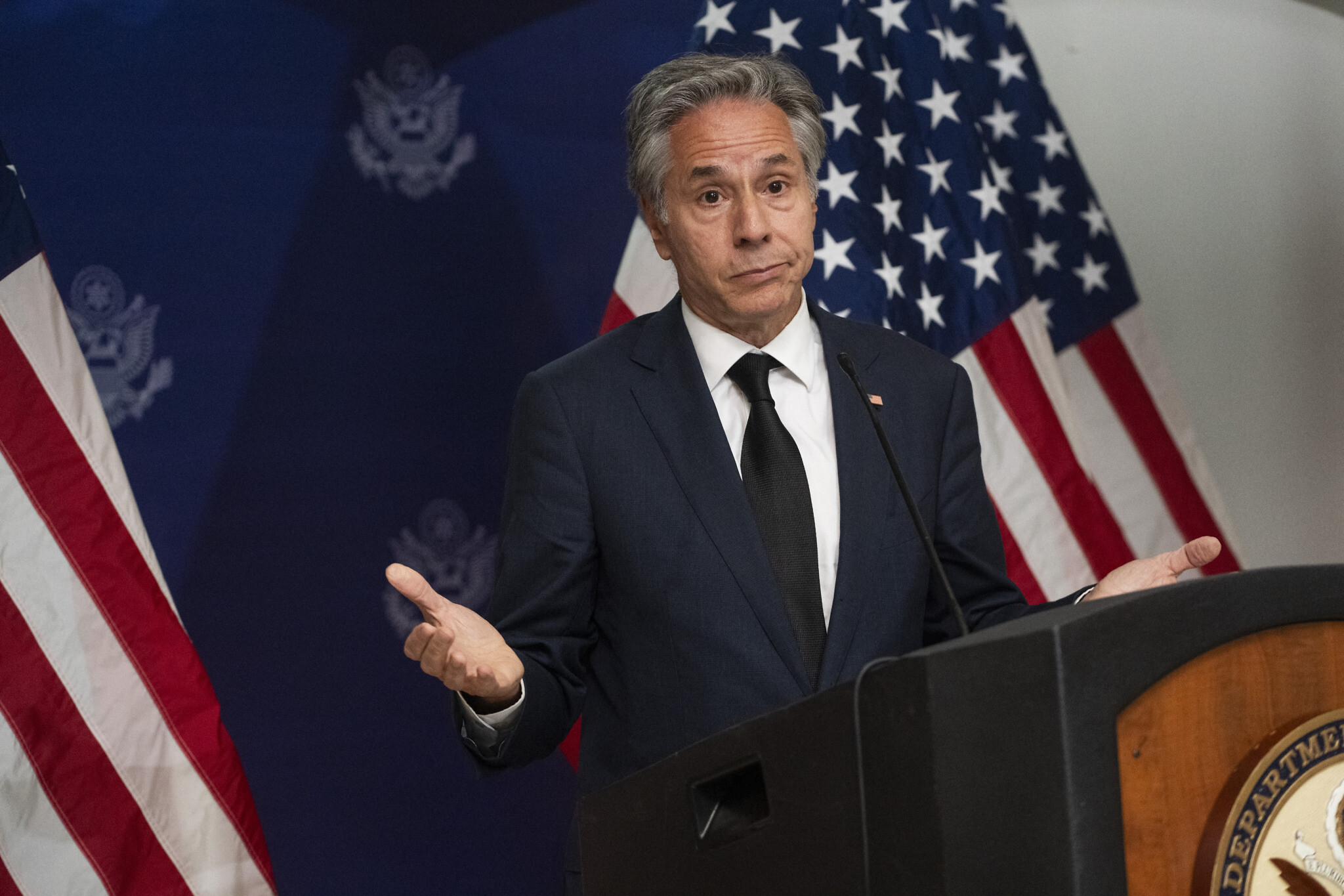 Antony Blinken merge în UK pentru a discuta despre războiul din Ucraina și Orientul Mijlociu. SUA și Regatul Unit vor deschide „un dialog strategic”
