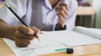 România nu găsește soluția pentru problema testelor PISA. Expert: „Școlile se izbesc de pereții unui sistem educațional mediocru”