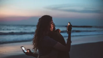 Ai nevoie de un „Phone Detox”? O companie te plătește 2.000 de dolari să stai fără telefon o săptămână