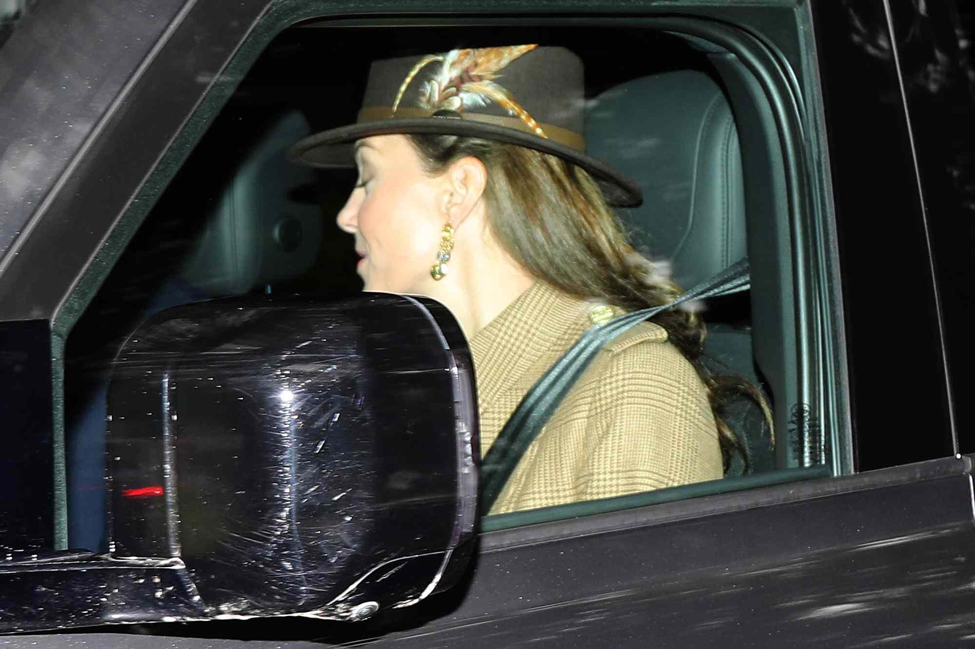 Kate Middleton a fost văzută în public pentru prima dată după ce a anunțat că a terminat chimioterapia