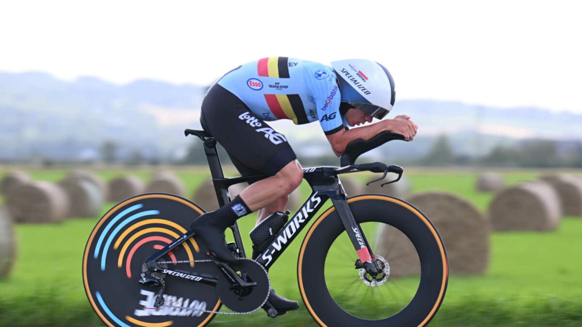 Remco Evenepoel este campion mondial la contratimp