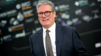 Sir Keir Starmer blochează vânzările de arme către Israel. Ce spune Parlamentul Regatului Unit