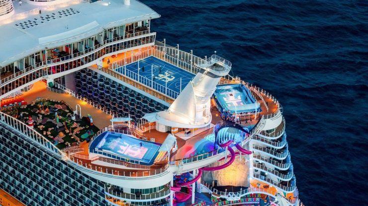 După 274 de zile, pasagerii Royal Caribbean Ultimate World Cruise s-au întors cu picioarele pe pământ. Cum a fost „călătoria vieții”?