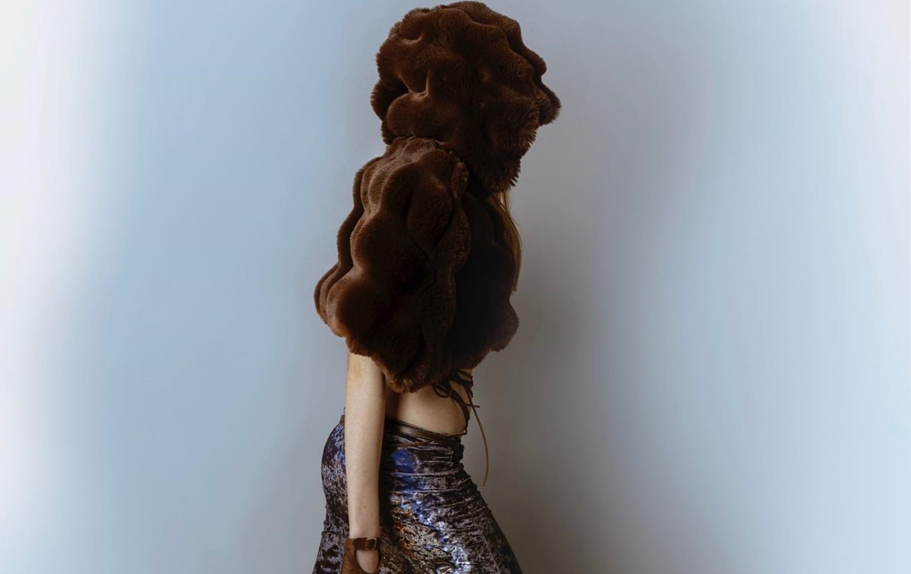 Ce vezi la Paris Fashion Week? Rafaela Pestrițu, designer român de modă, are un showroom în cadrul evenimentului