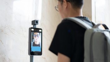 Vor fi verificările amprentei digitale și ale recunoașterii faciale amânate din nou în UE?