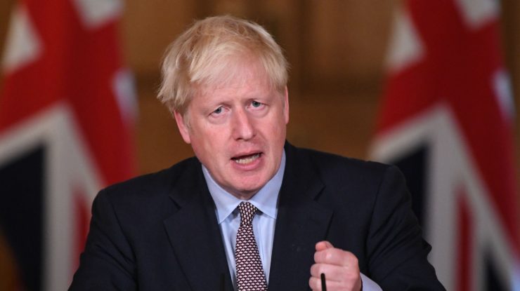 BBC a anulat un interviu cu Boris Johnson după ce prezentatoarea Laura Kuenssberg i-a trimis din greșeală notițele sale