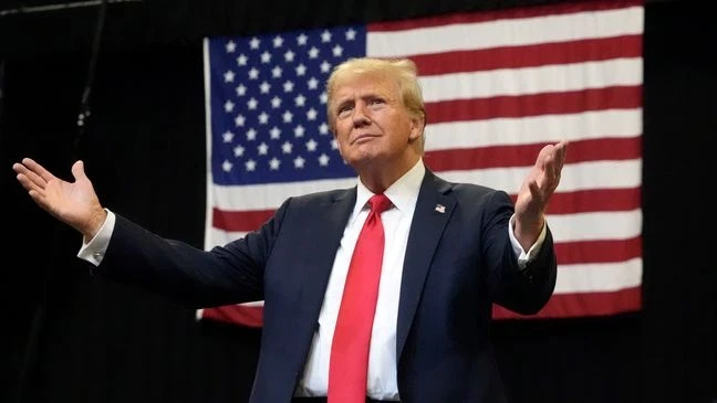 Kamala Harris și Donald Trump se confruntă în această seară într-o dezbatere televizată. La ce detalii trebuie să fii atent