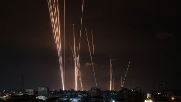 Israelul a intensificat raidurile aeriene împotriva grupării Hezbollah din Liban. Cum s-ar putea termina conflictul