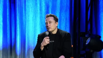 Curtea Supremă din Brazilia votează cu privire la interzicerea platformei X a lui Musk. Ce acuzații îi sunt aduse CEO-ului