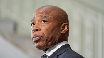 Primarul New York-ului, Eric Adams, pledează nevinovat pentru acuzațiile federale de corupție