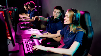 România este în urma Europei în e-sports din cauza lipsei competițiilor interne