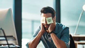 Burnout vs. Boreout. Care este diferența dintre cele două afecțiuni și cum poți să le previi
