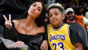 Kim Kardashian și-a lăsat fiul de 8 ani să aibă canal de YouTube. Condiția? Să semneze un „contract” prin care promite să nu divulge nimic despre familia lor
