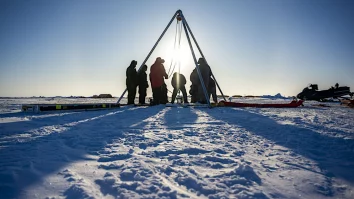 NASA dezvoltă roboți subacvatici pentru a se aventura adânc sub gheața polară. Aceștia vor determina rata de topire a ghețarilor